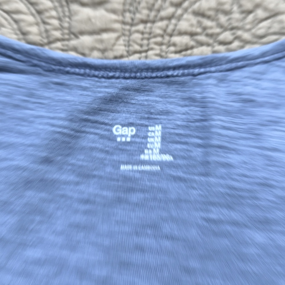 Blue GAP Tank - Picture 3 of 6